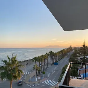 Sea View / A Primera Linea De Playa Apartment